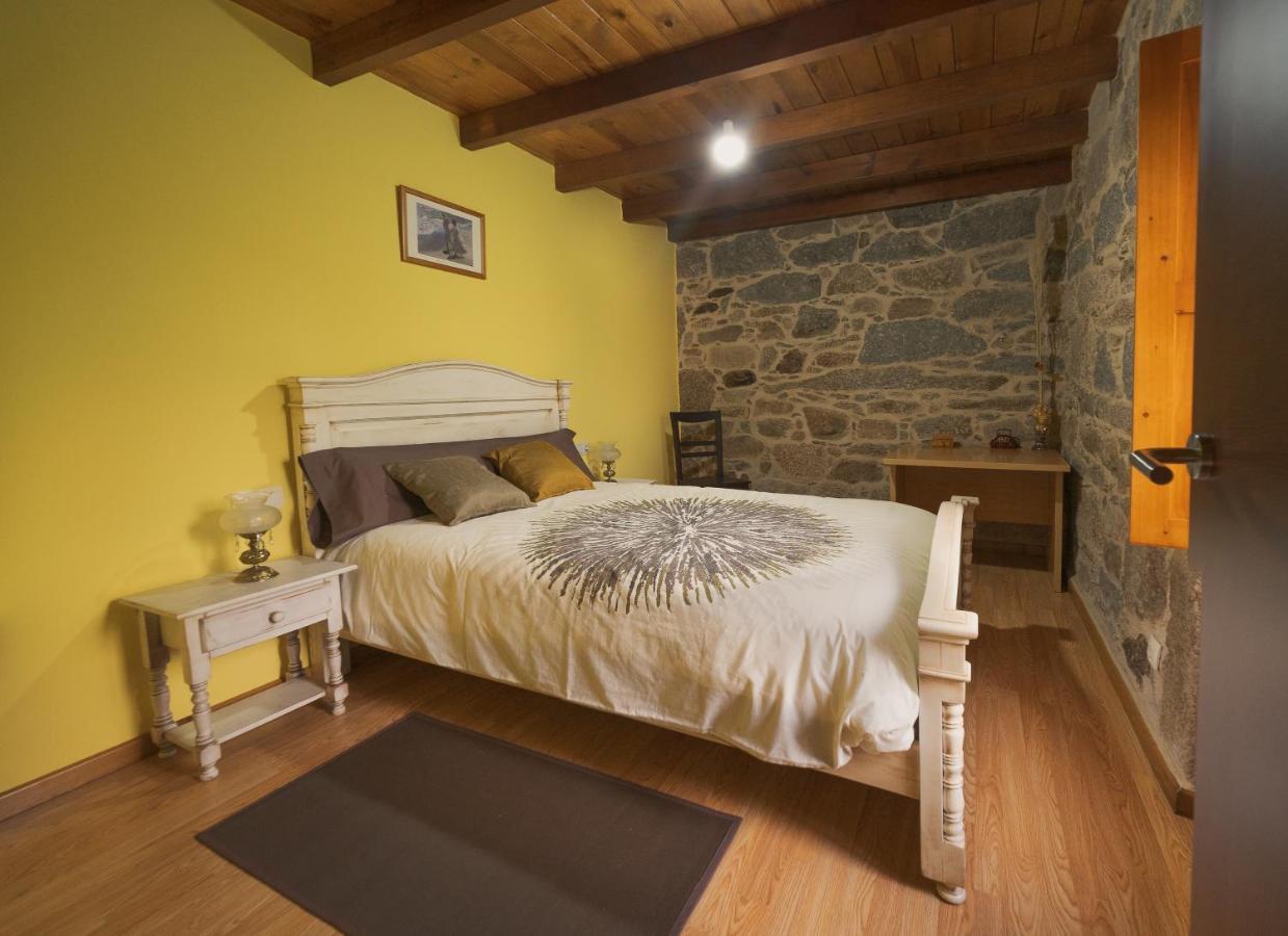 A Casa Da Charca - Casa Rural Con Jardin 폰테베드라 외부 사진